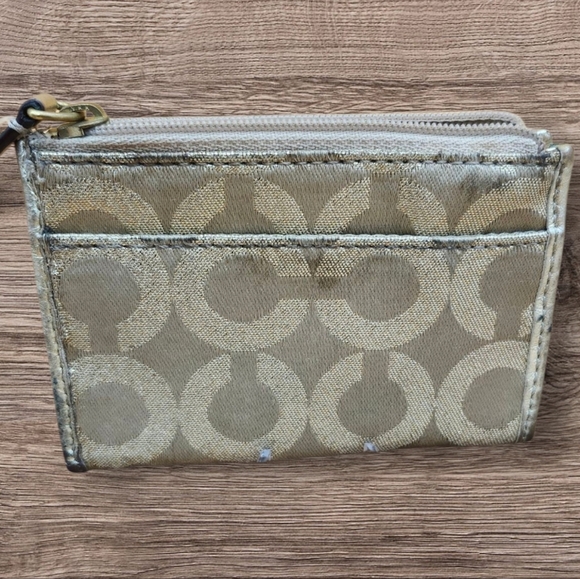 Coach Vintage Women's Small Card/Coin Holder w/back Zip Pocket & Key Ring - Picture 2 of 4